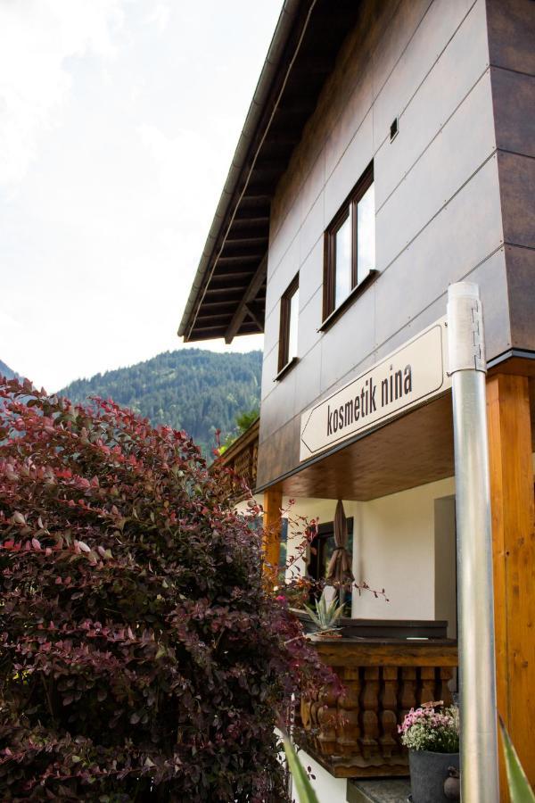 Haus Ganeu Lägenhet Gaschurn Exteriör bild